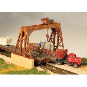 P&D Marsh N Gauge M10 Rail Mounted Gantry Crane Kit – Unpainted White Metal – N Scale