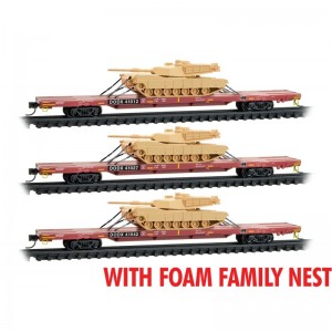 Flat Cars - DODX w/Abrams Tanks (3pk)