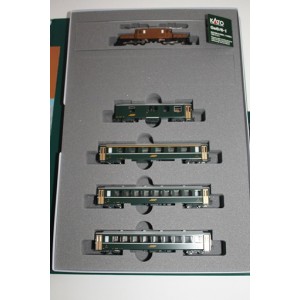 Ge6/6-I + Alpine Green Passenger Car 5-Car Set